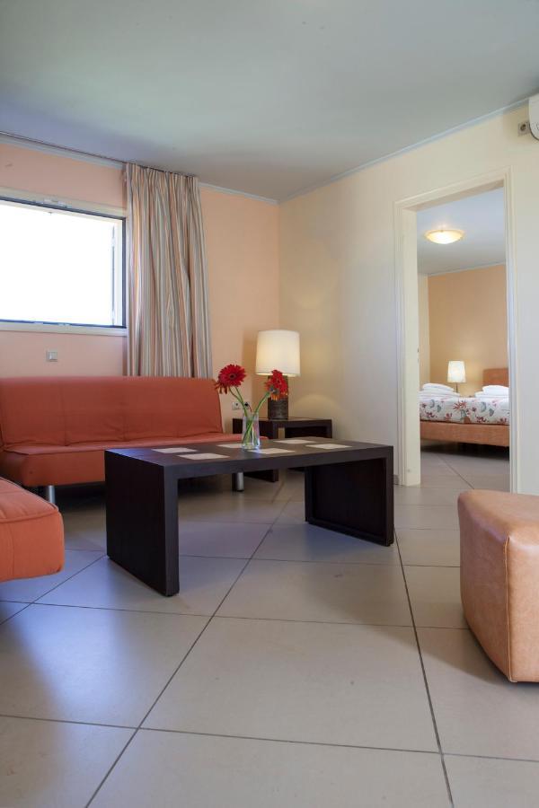 לאסי Princess Hotel מראה חיצוני תמונה